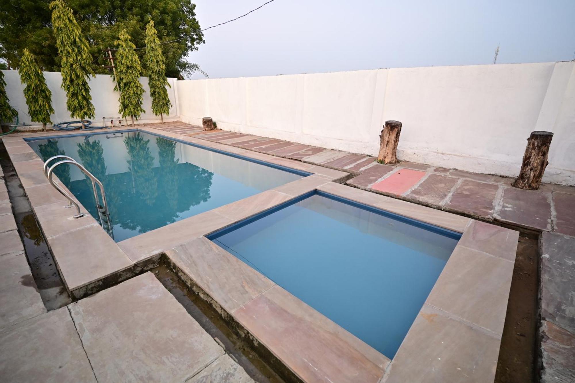 The Castle Crown - Hem Vilas Resort Ranthambhore Sawai Madhopur Buitenkant foto