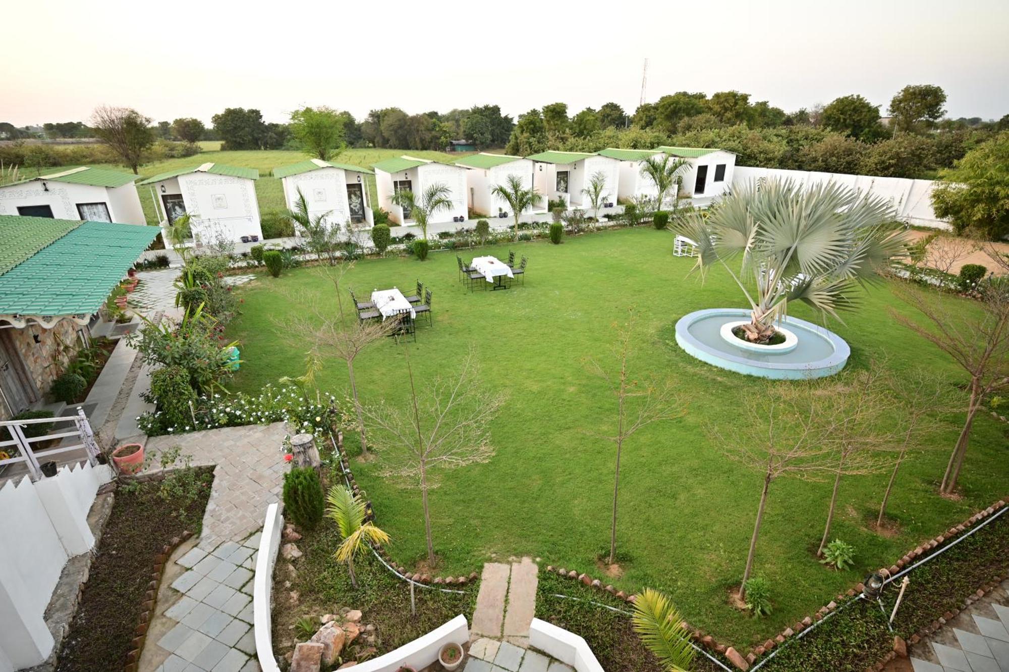 The Castle Crown - Hem Vilas Resort Ranthambhore Sawai Madhopur Buitenkant foto