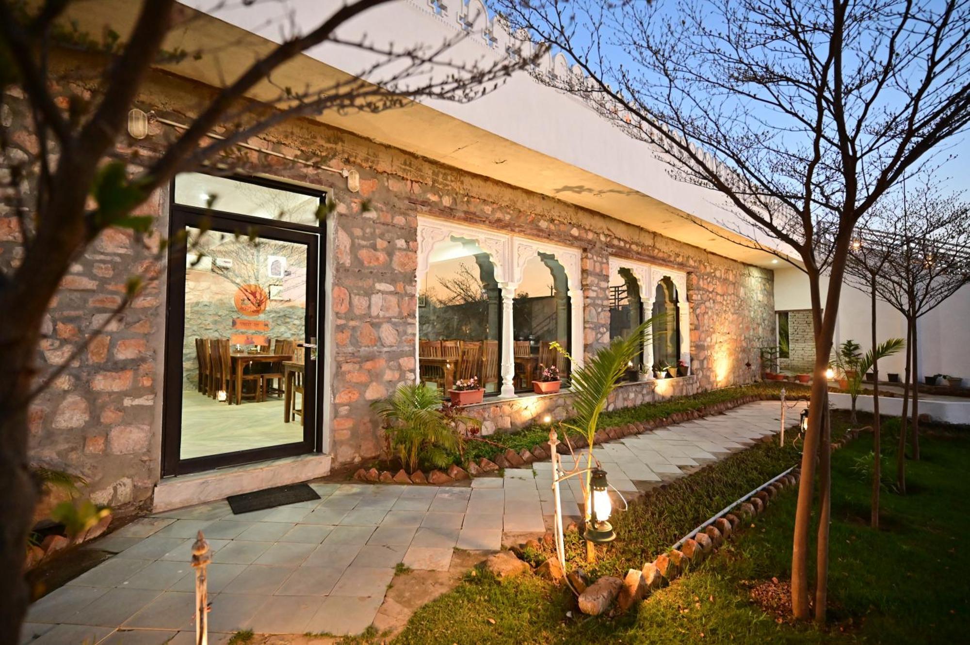 The Castle Crown - Hem Vilas Resort Ranthambhore Sawai Madhopur Buitenkant foto