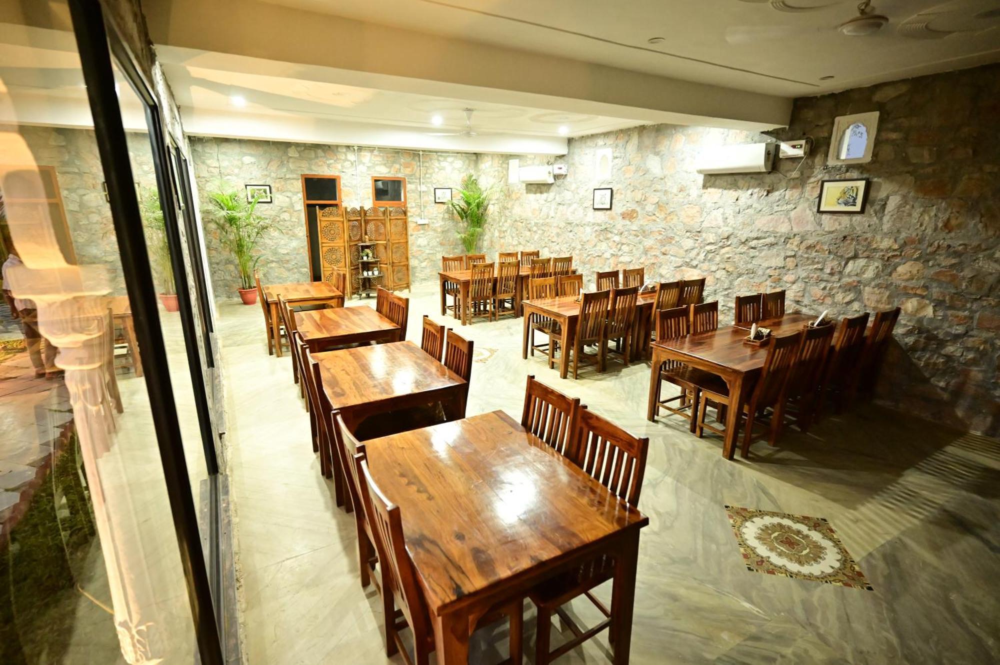 The Castle Crown - Hem Vilas Resort Ranthambhore Sawai Madhopur Buitenkant foto