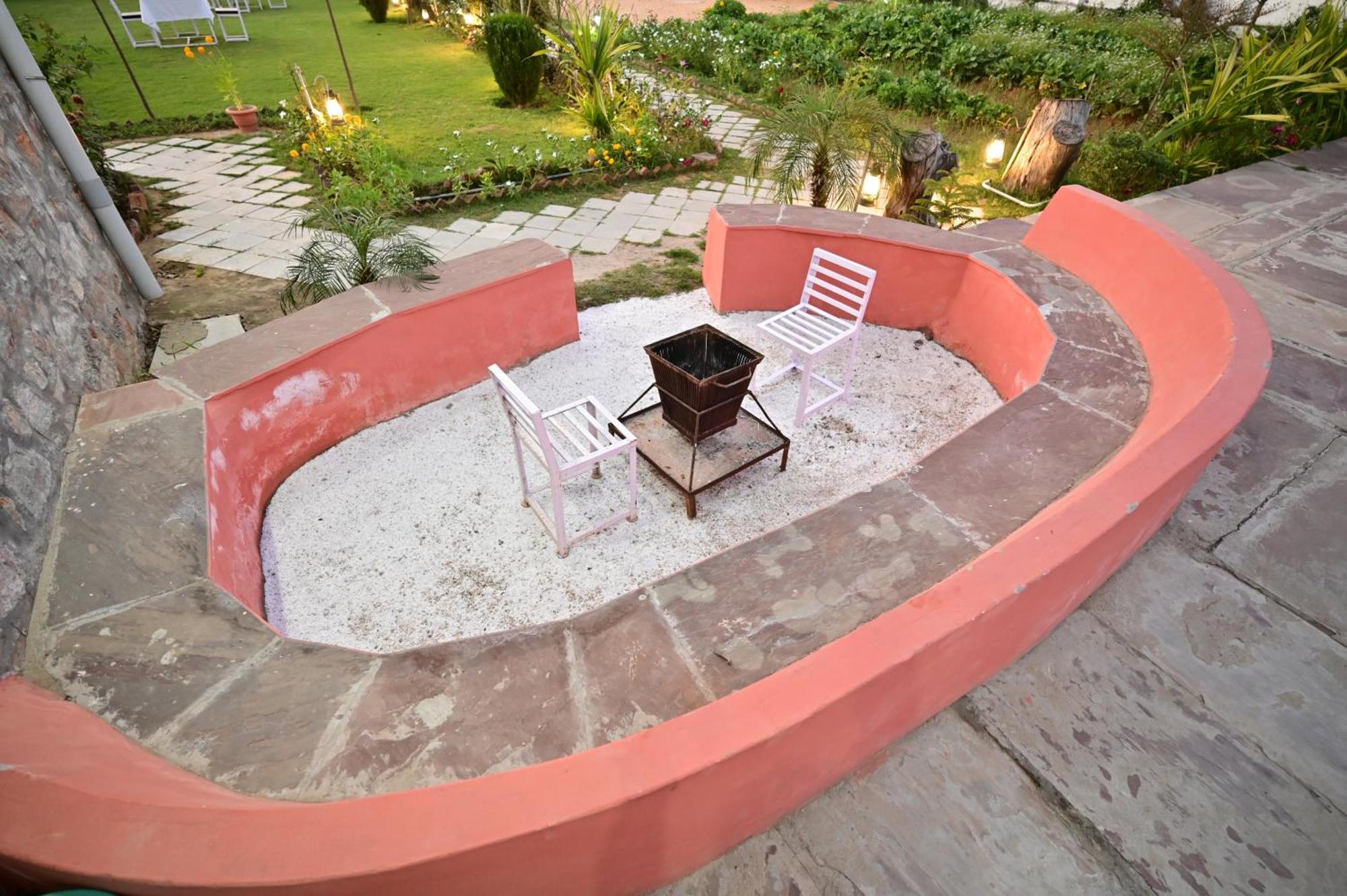 The Castle Crown - Hem Vilas Resort Ranthambhore Sawai Madhopur Buitenkant foto